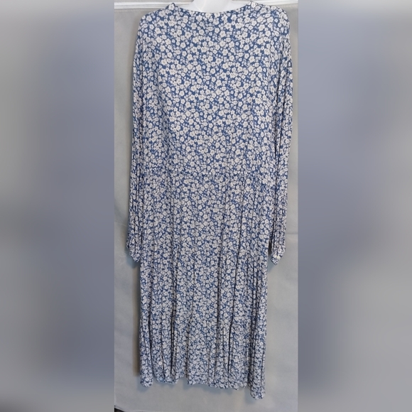 EC💙Gap Blue Floral Tiered Midi Dress - Picture 11 of 14